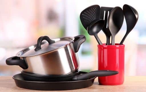 Keep the utensils clean Keep the utensils clean
