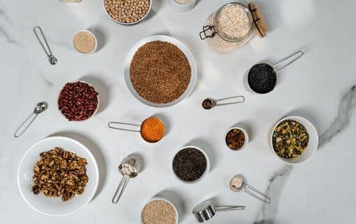 Dried herbs and spices dried herbs and species