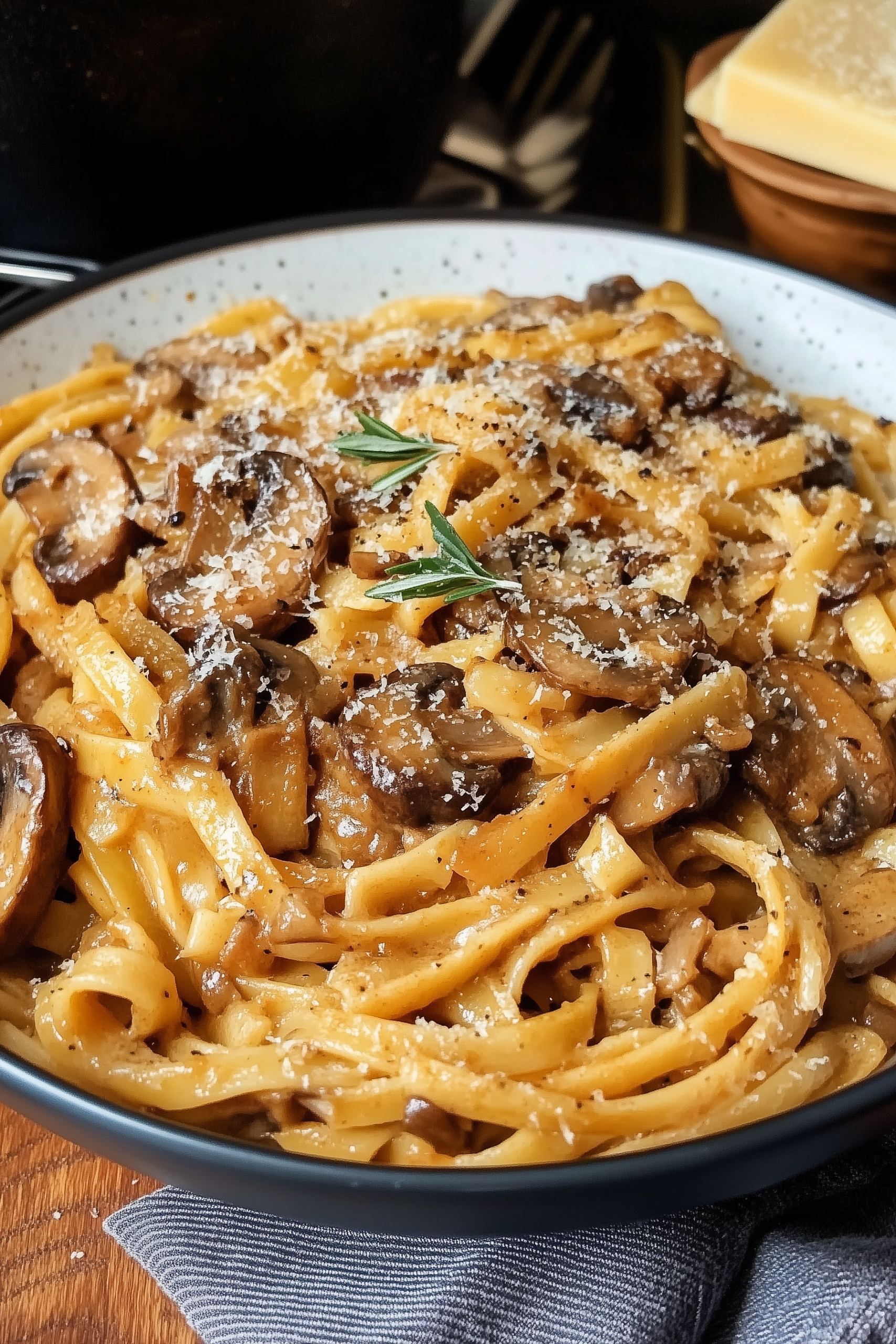 Caramelized Leek and Mushroom Gruyere Pasta 2 scaled Caramelized Leek and Mushroom Gruyere Pasta 2 scaled