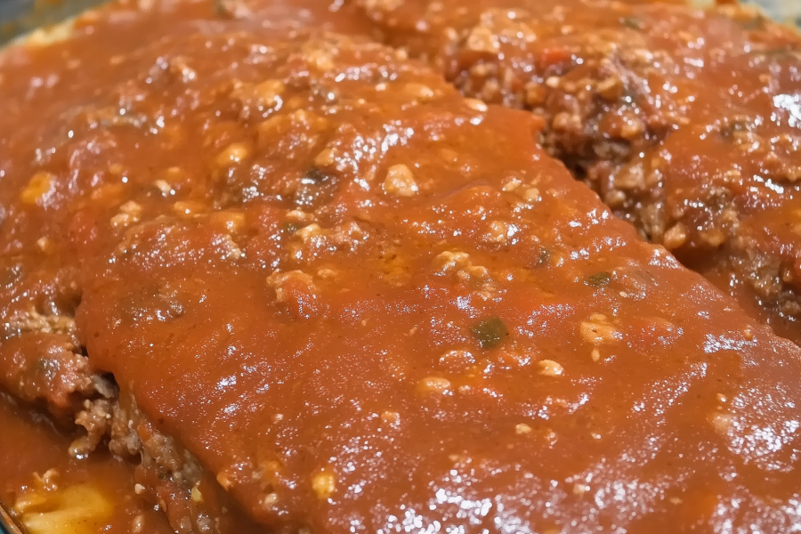 meatloaf with a tomato beef sauce 1