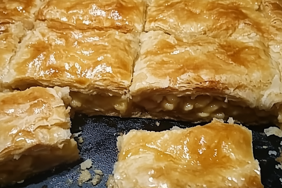 my grandmas apple strudel 1