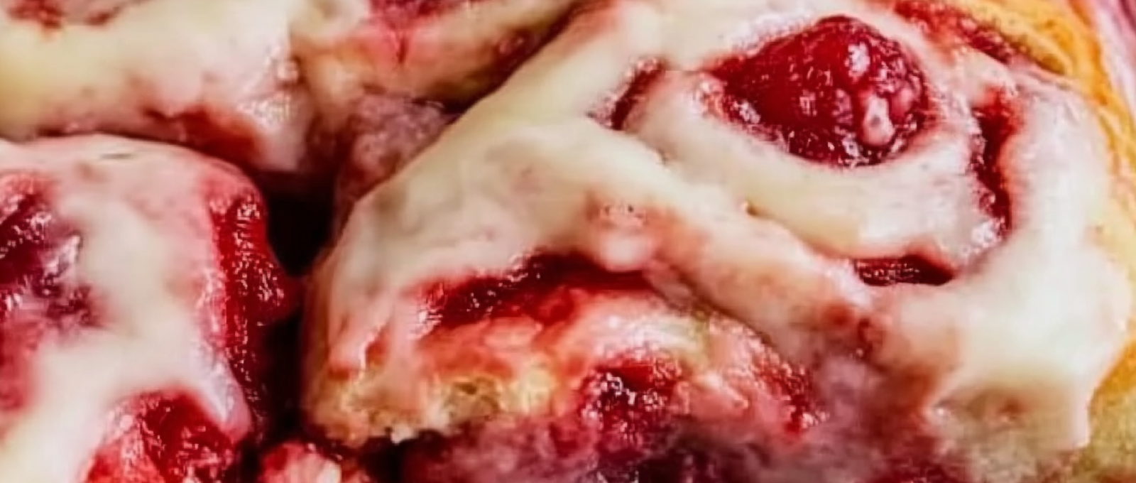 Raspberry Rolls Easy and Gooey 1