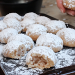 SNOWBALL COOKIES 1